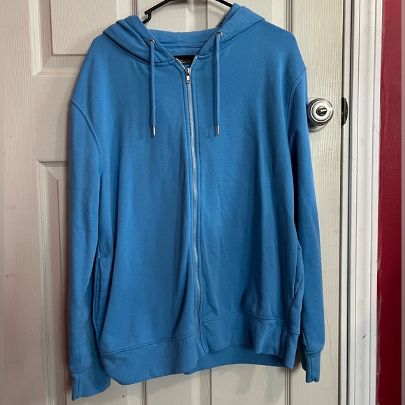 Women’s Zip up - Picture 1 of 3